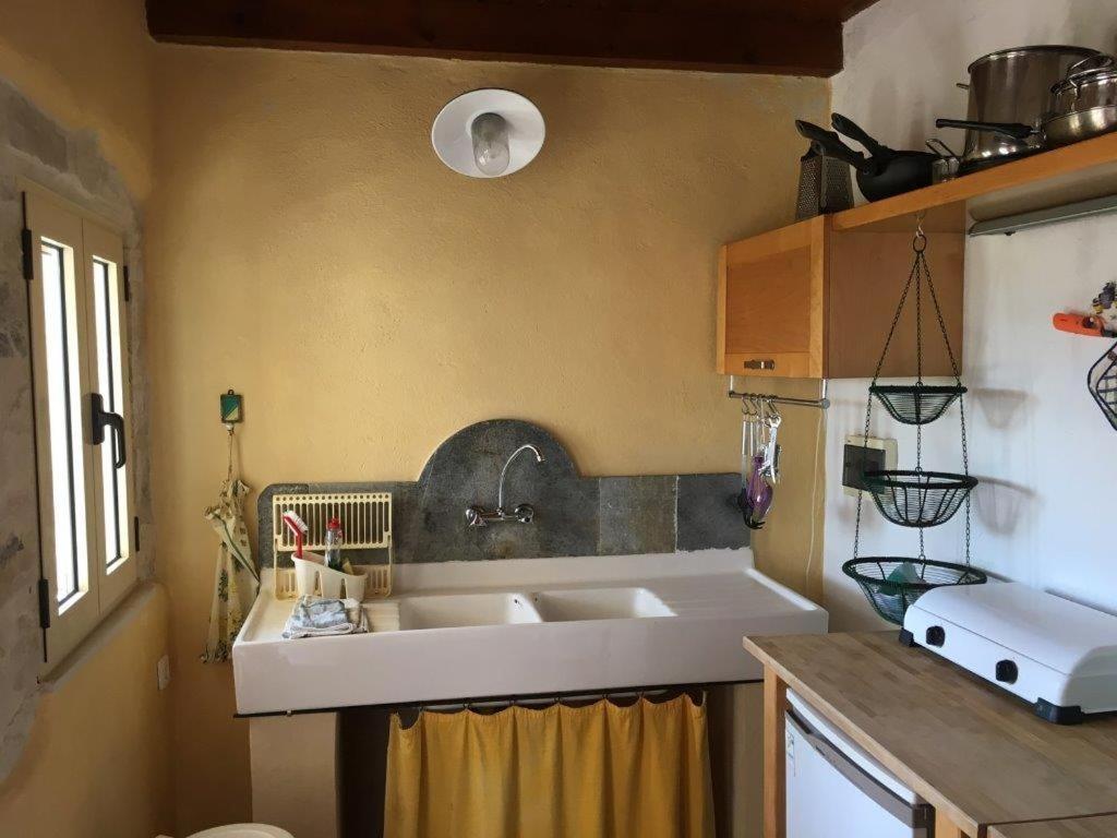 Stonehouse Elia Up Appartement Myrtos Buitenkant foto